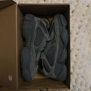 Yeezy 500